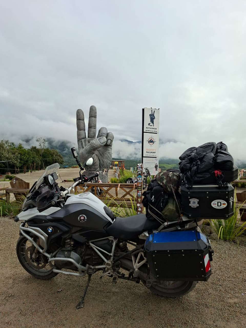 Chegada ao mirante da mão biker