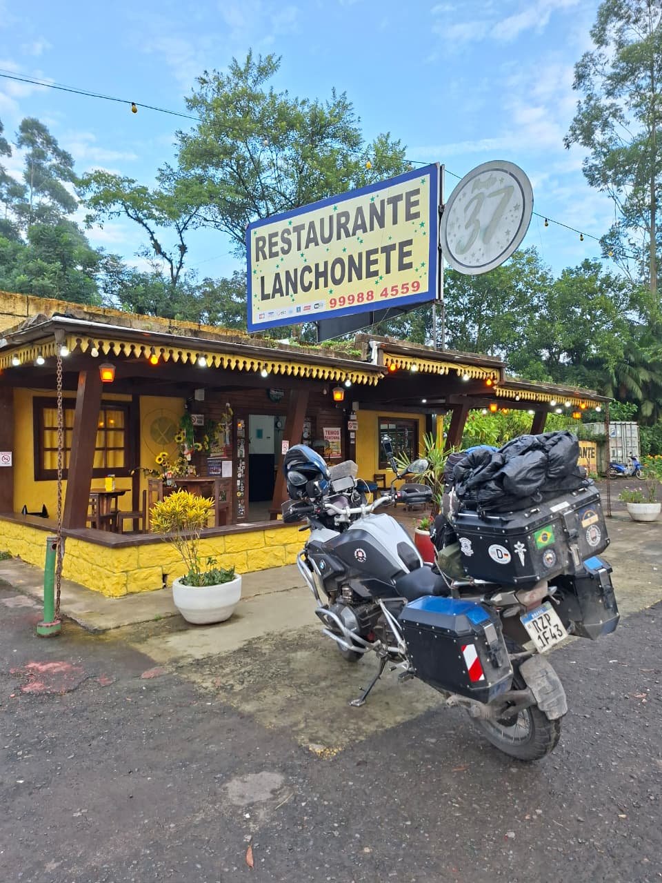 Parada para o café antes de subir